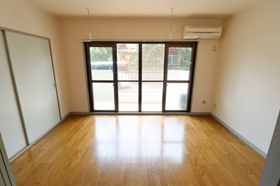 【寝室】 | パレススリーゼ