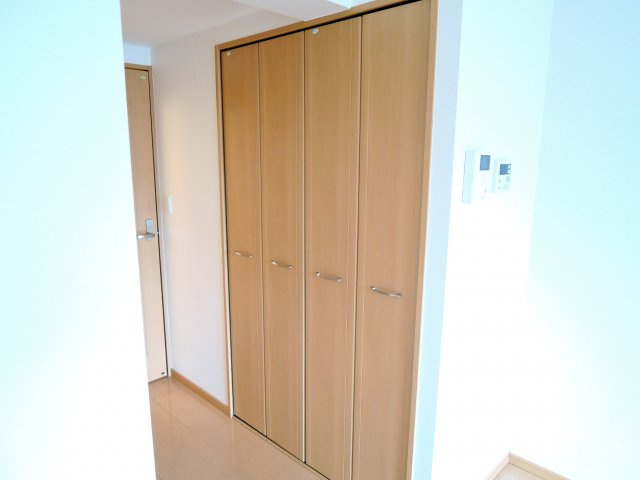 高槻市南松原町のアパートの収納