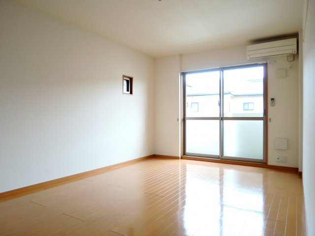 高槻市南松原町のアパートの寝室