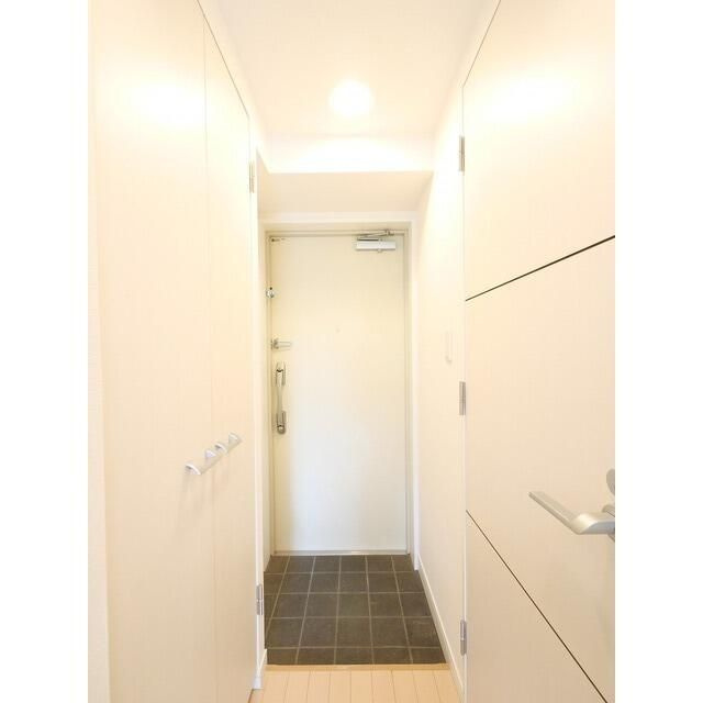 ＫＤＸレジデンス早稲田鶴巻の玄関