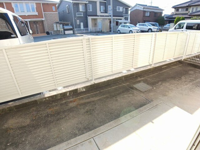 【庭】 | インプレス | たまにはお庭で休日を過ごしてみるのもよいかもしれません