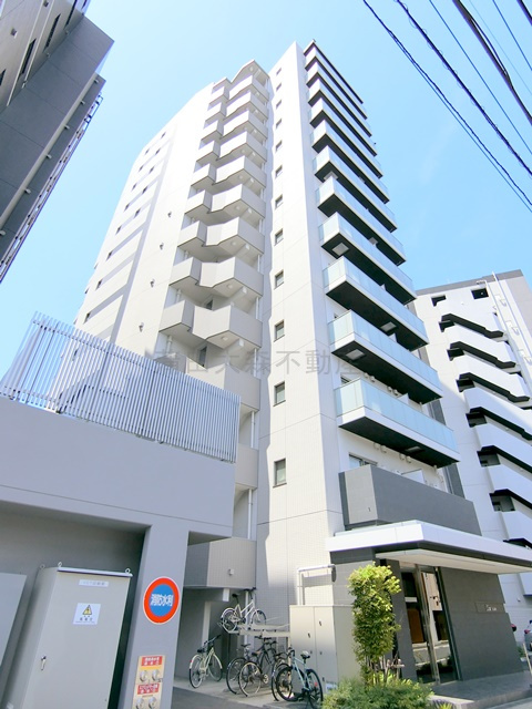 L'axe京急蒲田の外観