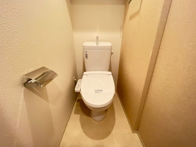 コンフォリア心斎橋EASTのトイレ