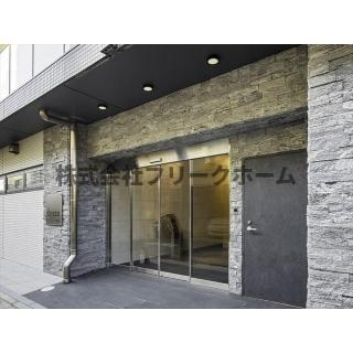 クロスキチジョウジのエントランス