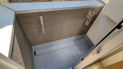 【バルコニー】 | シャルムテラス下新庄 | 外干しができるバルコニーです