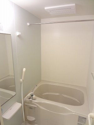 カリーノ喜惣治の浴室|コンパクトで使いやすいお風呂です