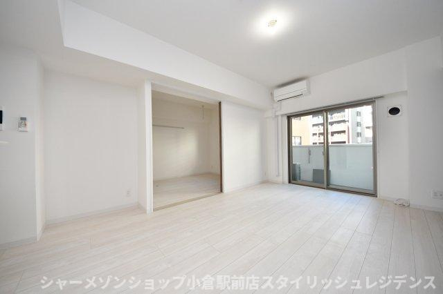 Mys Casetta Kokuraの居間・リビング