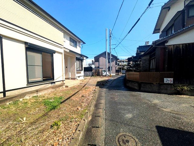 【前面道路含む現地写真】 | 大野城市白木原4丁目戸建