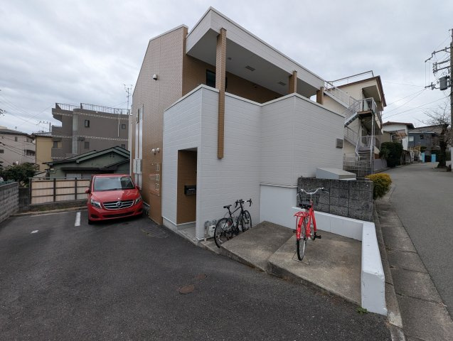 エストゥ・ディオ