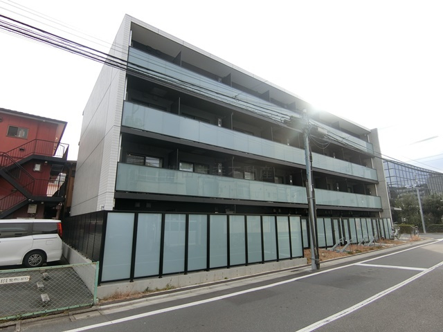 ルネサンスコート羽田SkyGateの外観|2023年11月築　RC鉄筋コンクリート造地上4階建て総戸数31戸インターネット無料
東京都大田区東糀谷1丁目　京急空港線大鳥居駅徒歩6分、穴守稲荷駅徒歩12分