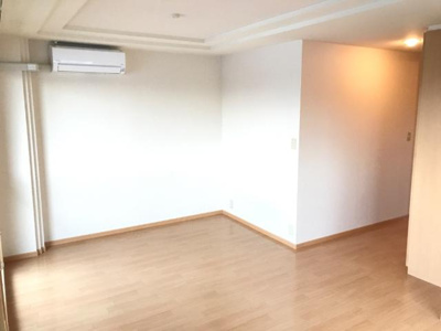 【内装】 | サクラスクェア | 室内