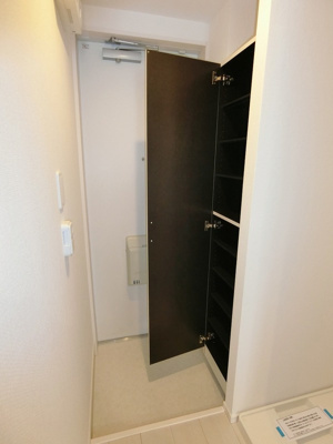 【玄関】 | リブリ・サンヴィレッジ27