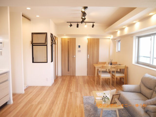 【居間・リビング】 | 中銀南長崎マンシオン | イメージ画像となります。実際とは異なりますので、ご注意ください！