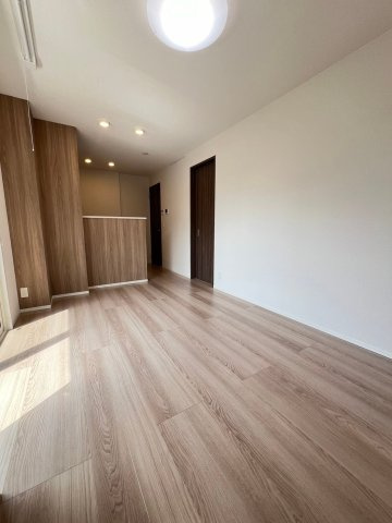 キャトル・セゾンの居間・リビング