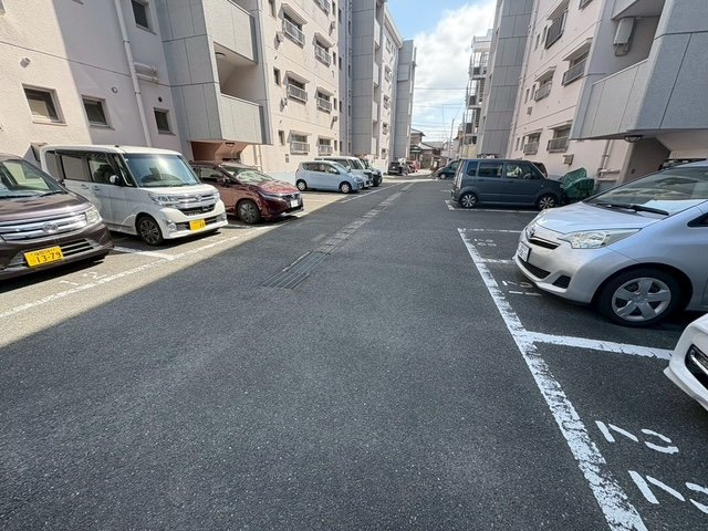 【駐車場】 | エメラルドマンション第2箱崎A棟