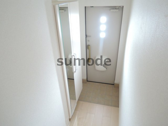 パインルーツⅠの玄関