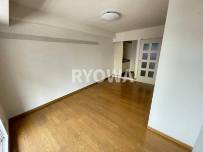 【居間・リビング】 | 谷中4丁目賃貸住宅 | 掲載の写真は退去前の写真となります。