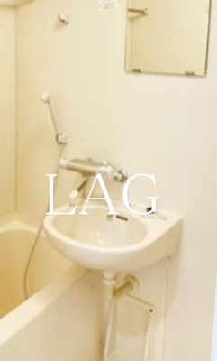 【洗面所】 | ルーブル日本橋 | 洗面台です。