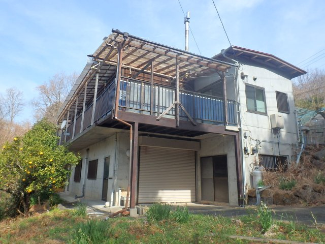 K0185H　河津町峰中古住宅