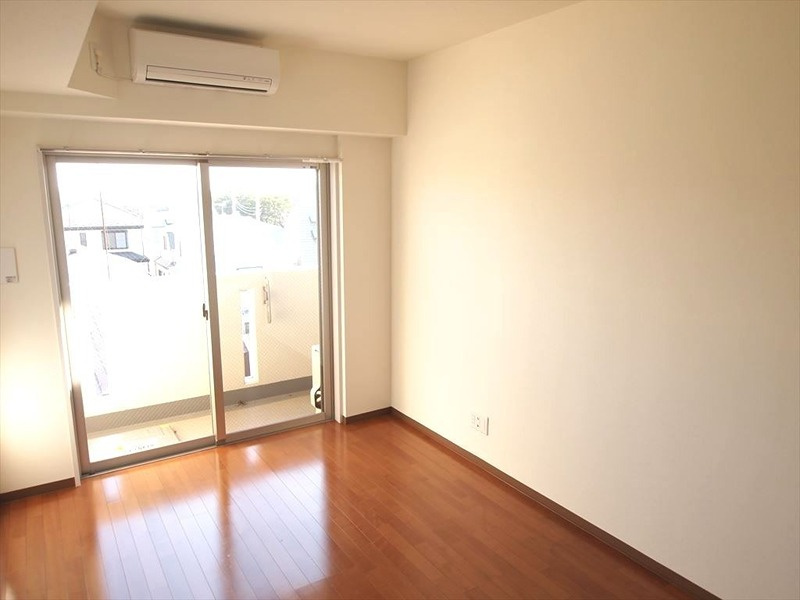 CASA MIA NAKANOBUの居間・リビング