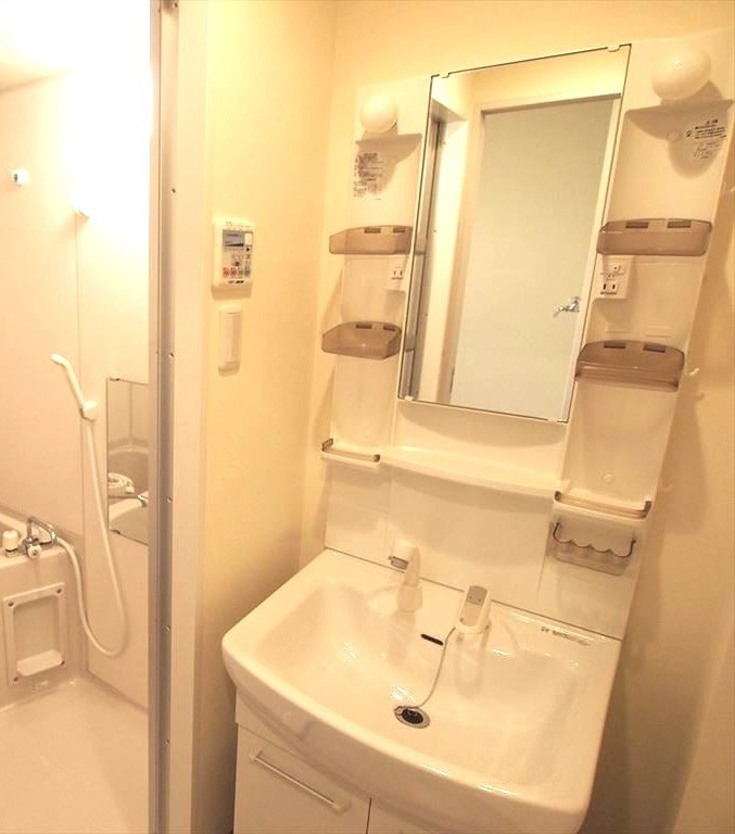 CASA MIA NAKANOBUの洗面所