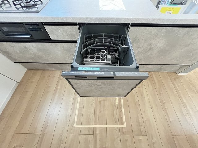 【キッチン】 | 福岡市東区香椎駅東1丁目4期　1号棟（全1棟）【仲介手数料無料・0円】 | 施工例。施工例は完成時と異なる場合があります。