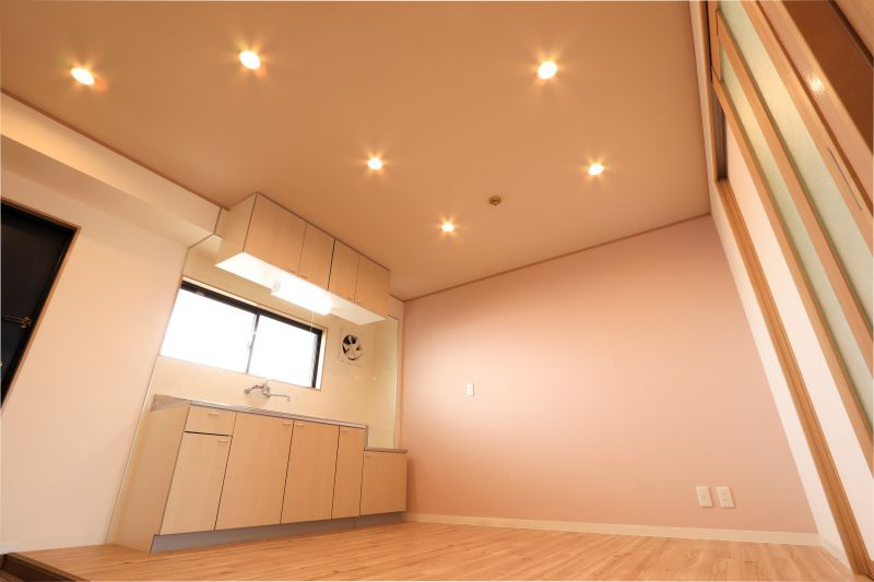 ハイツ千代の内装