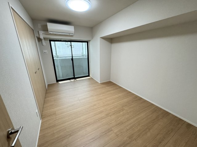 【寝室】 | グランセジュール大国町