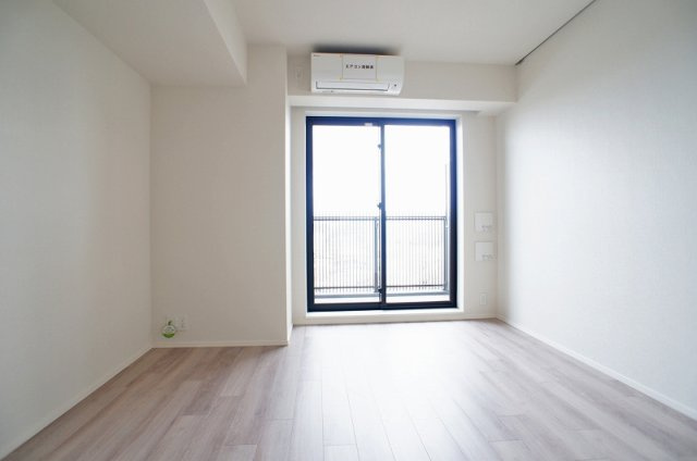 プライムメゾン板橋の居間・リビング