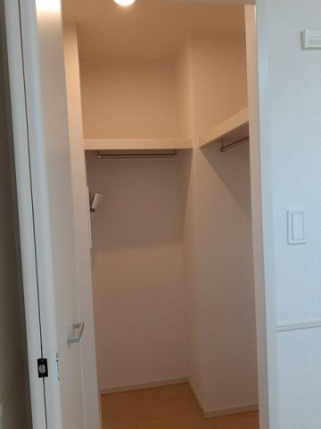 メゾン　ド　トパーズの収納