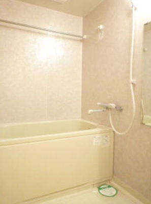 【浴室】 | RADIANT IWAIDA | 日々の疲れを癒すお風呂付です