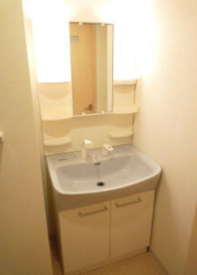 【洗面所】 | RADIANT IWAIDA | 広い洗面スペース