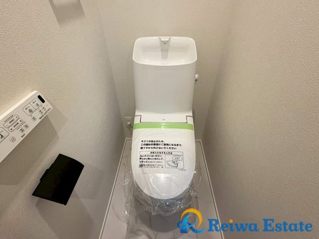 新築戸建　高座郡寒川町小谷1丁目のトイレ