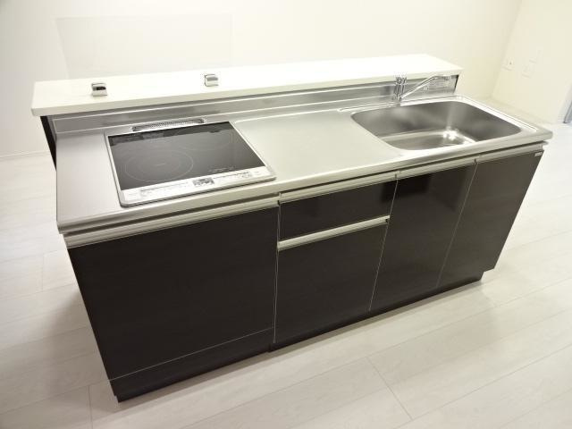 ユニヴァリィ・ラメールのキッチン|キッチン