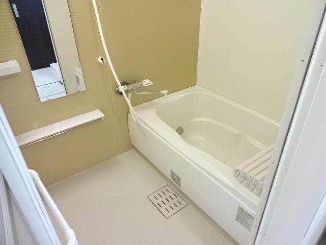 ユニヴァリィ・ラメールの浴室|バス