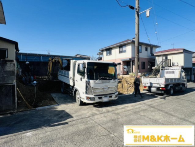 知多市南粕谷3丁目　全1棟の外観|R8.2.28撮影　リビングに収納あり☆