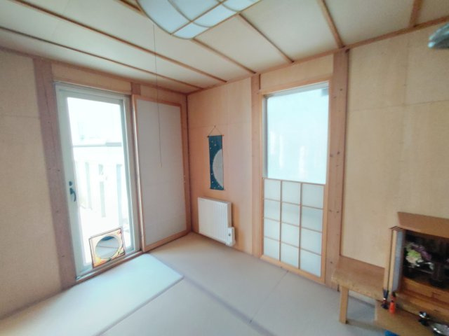 新釧路町　中古住宅の和室|1階　6帖