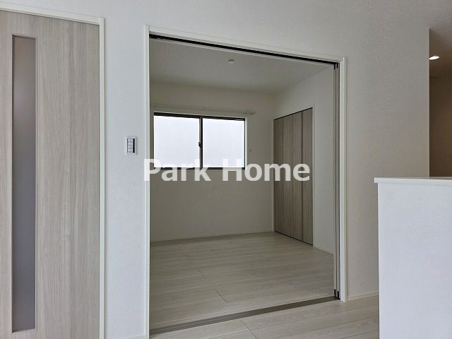 高知市鴨部 ⑧ 新築戸建ての洋室|１F:4.5洋室