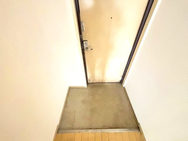 バルカン富田林の玄関