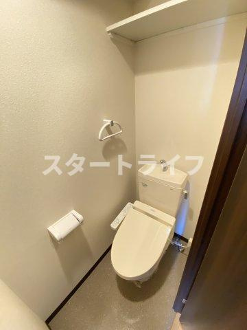 大阪市淀川区十三本町１丁目の賃貸マンションのトイレ