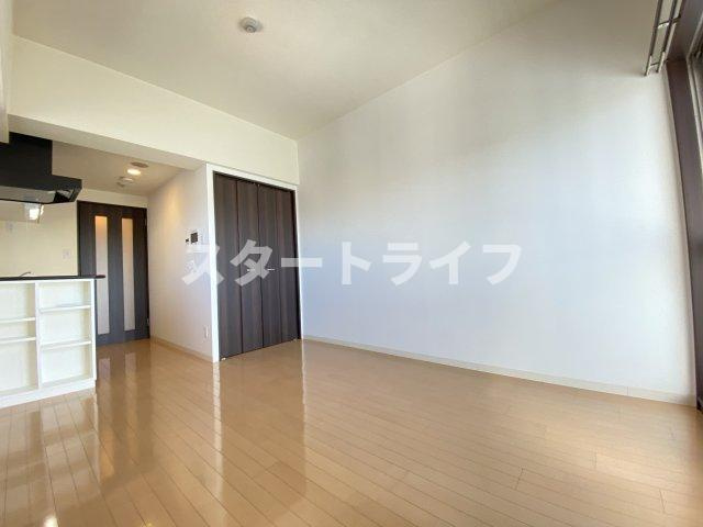 大阪市淀川区十三本町１丁目の賃貸マンションの寝室