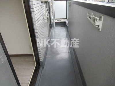 【バルコニー】 | グローリア八戸ノ里（八戸ノ里賃貸） | お洗濯にも便利なバルコニー付き