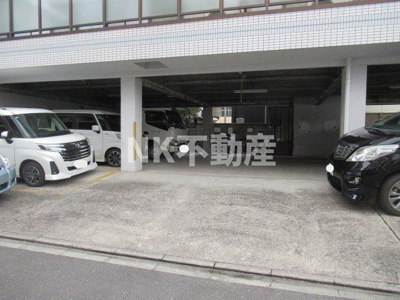 【駐車場】 | グローリア八戸ノ里（八戸ノ里賃貸） | 空きはご確認ください