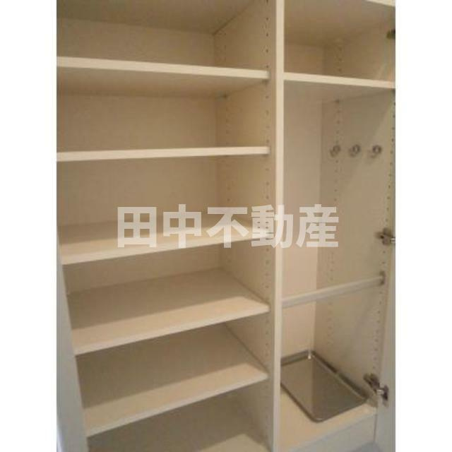 パークキューブ代々木富ヶ谷の玄関