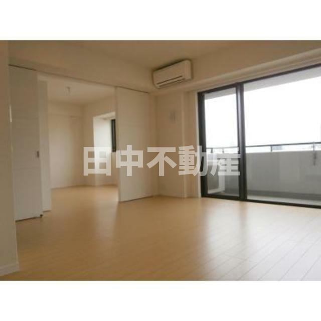 パークキューブ代々木富ヶ谷の居間・リビング