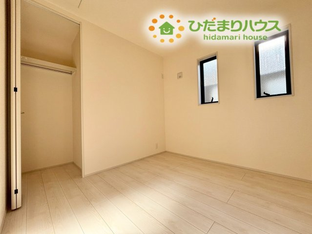 深谷市田所町　第3　新築一戸建て　リーブルガーデン　02の洋室|穏やかな光が入る洋室は、寝室としても使いやすい落ち着いた雰囲気です。お子様の成長に合わせた使い方もでき、長く心地よく過ごせる空間です！