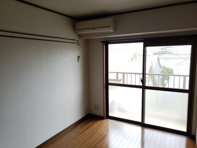 セナリオフラット新小岩の居間・リビング