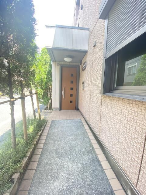 エスポワールＦのエントランス