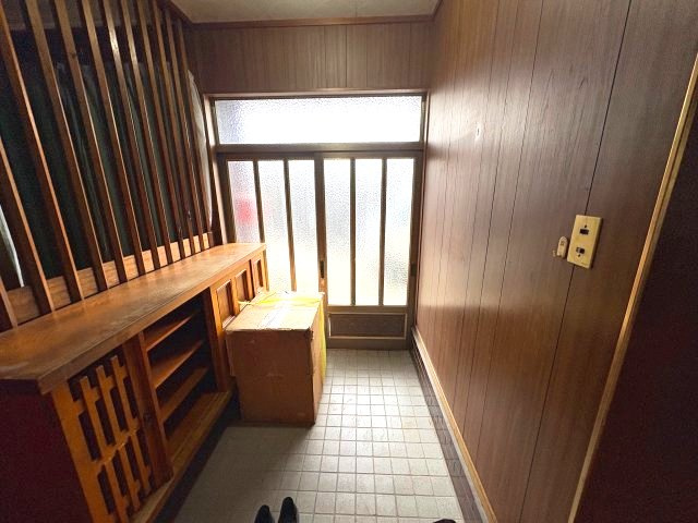 【玄関】