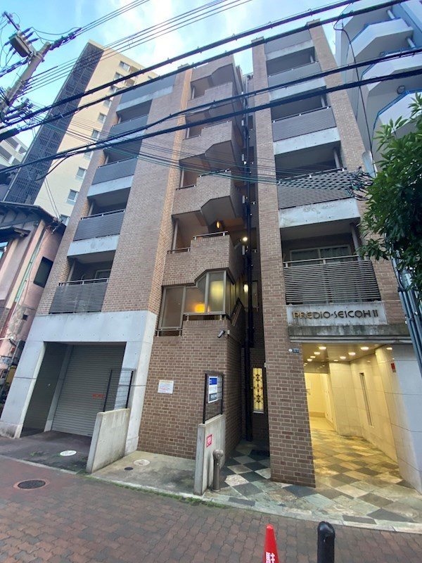 神戸市中央区中山手通２丁目の賃貸マンションの外観